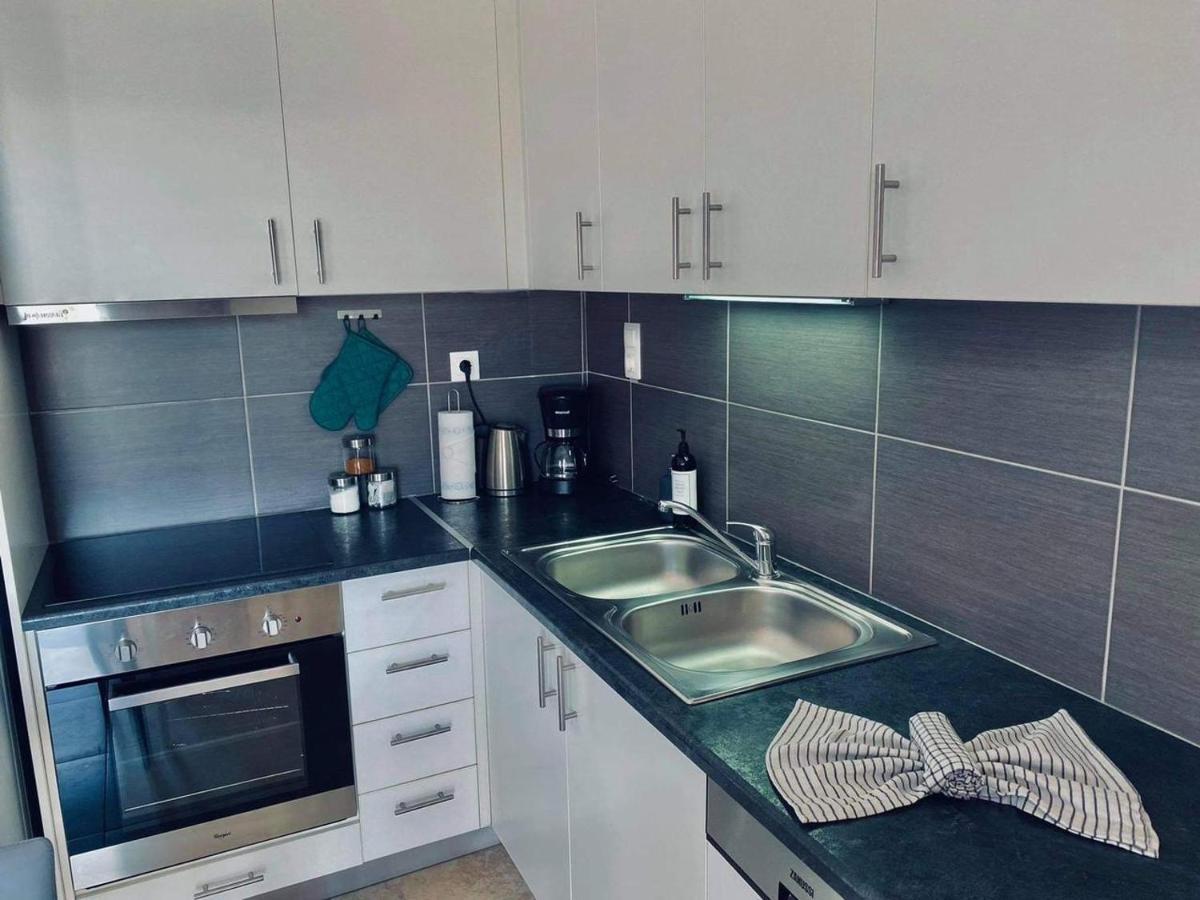 Arbutus - Relaxing Apartment With Fantastic Views Jeorjoúpoli Eksteriør bilde