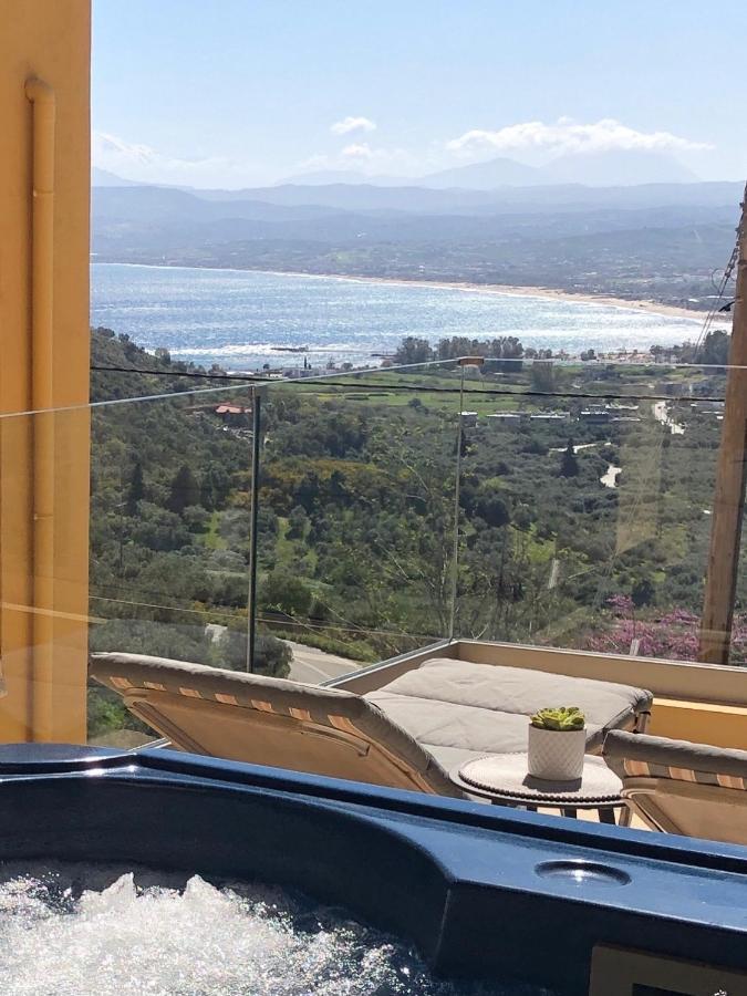 Arbutus - Relaxing Apartment With Fantastic Views Jeorjoúpoli Eksteriør bilde